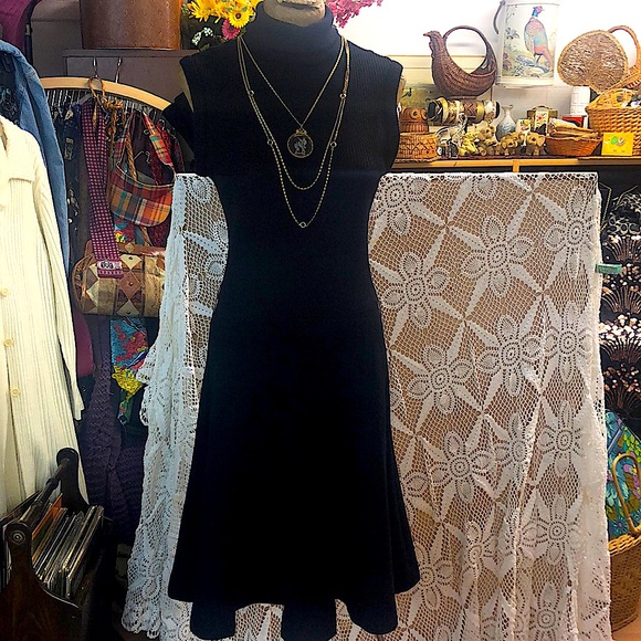 Vintage sleeveless, turtleneck, ribbed knit dress- zipper in back - Act III - Picture 2 of 11